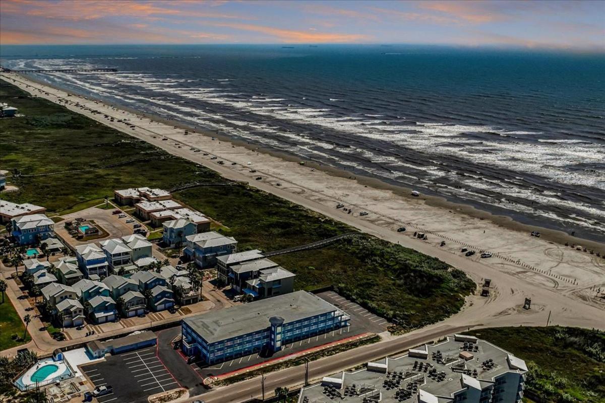 Seaside Boutique Hotel, Waves At Your Doorstep Port Aransas Exterior photo